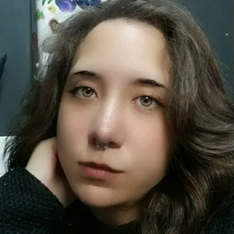 Portrait of Kayla Grimwood